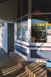 14579=1688 Alger Market October 20030005