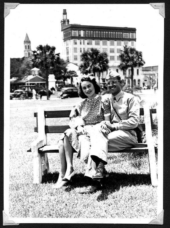 17291=2483 Photo Album080A