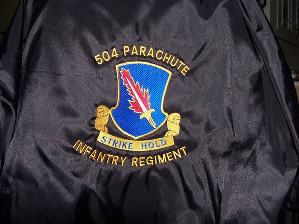 17676=2596 Jacket Back