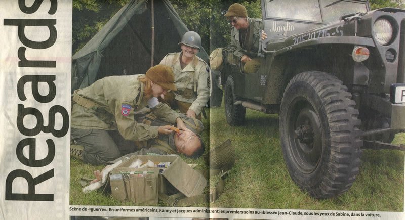 2019=1561 GillesFrenchNewspaper001