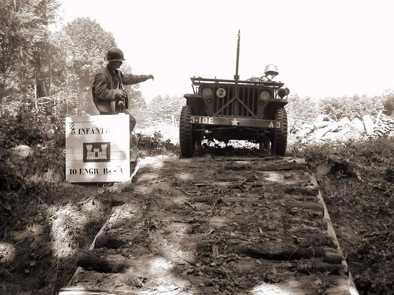 2434=2032 10thEngReenactors