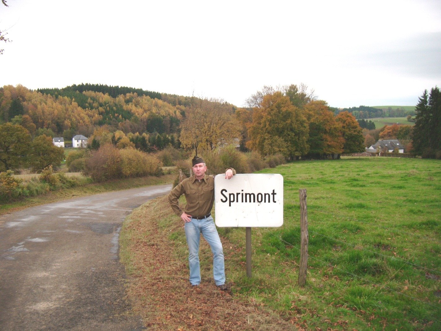 24370=4261 Narrow roads of german offensive in Ardennes