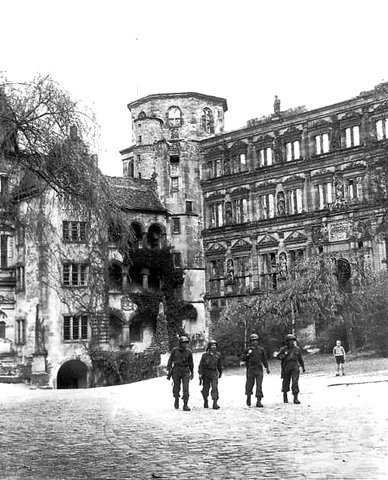 3882=3911 Heidelberg.castle jpg