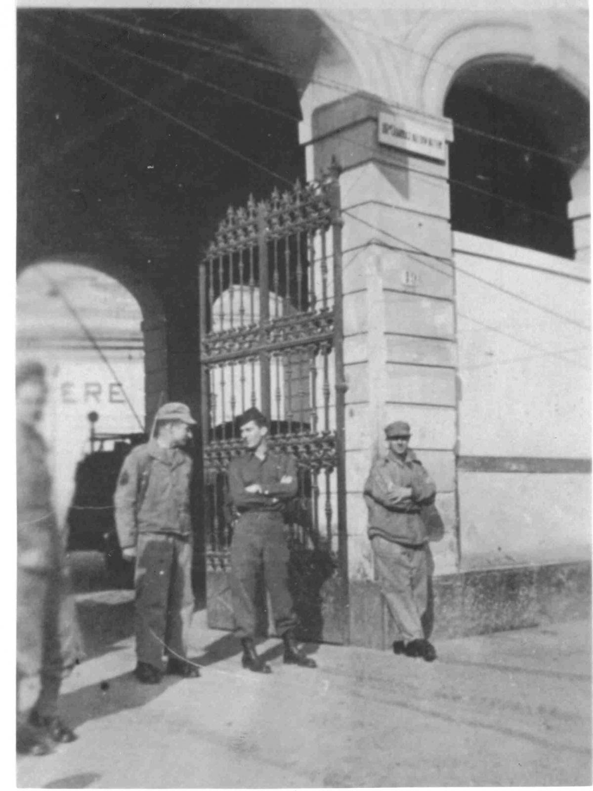 4323=4376 Jim Davis 1204th Army Engineer Fire Fighting Platoon Naples 22 Via Pogoriale